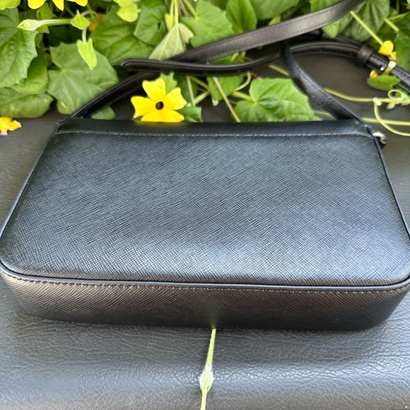 Kate Spade Sadie Envelope Crossbody - Picture 6 of 9